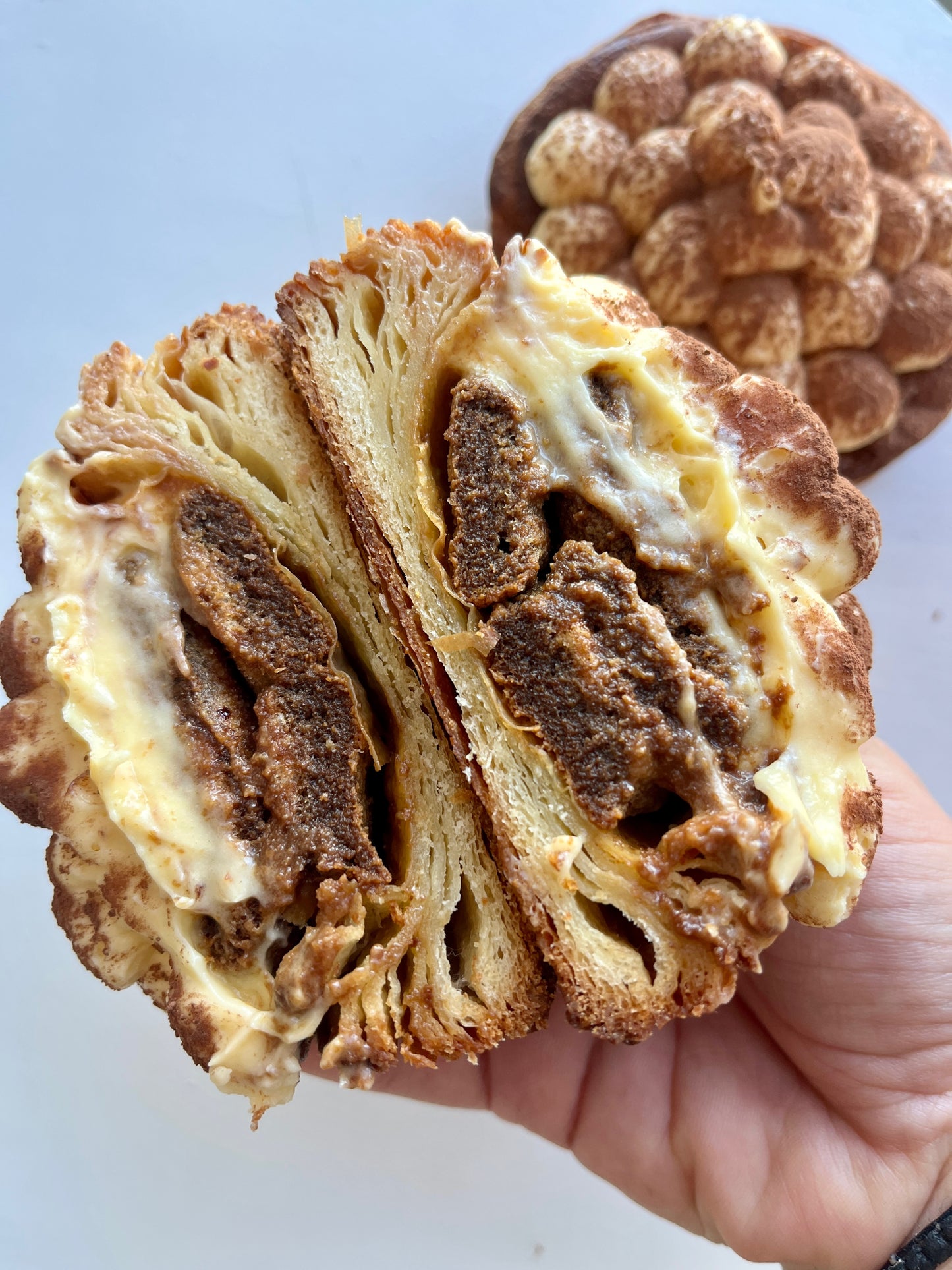 Tiramisu Croissant